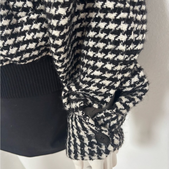 Zara Black & White Houndstooth Knit Bomber Jacket - Picture 4 of 7